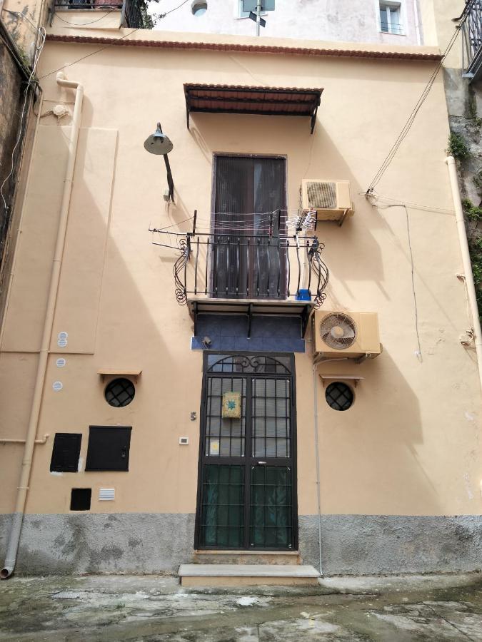 Little Art House Apartamento Gaeta Exterior foto