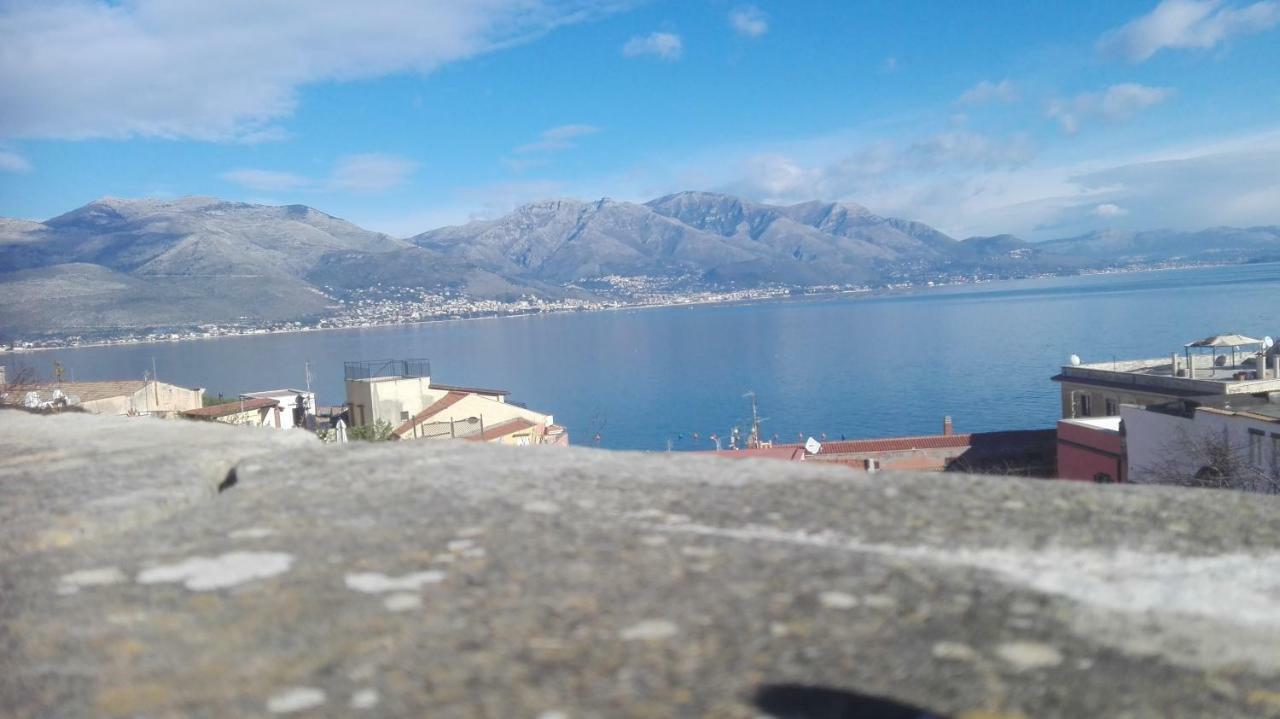 Little Art House Apartamento Gaeta Exterior foto